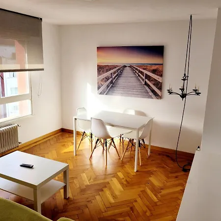 דירה Piso Cerca De La Ciudad Monumental סנטיאגו דה קומפוסטלה